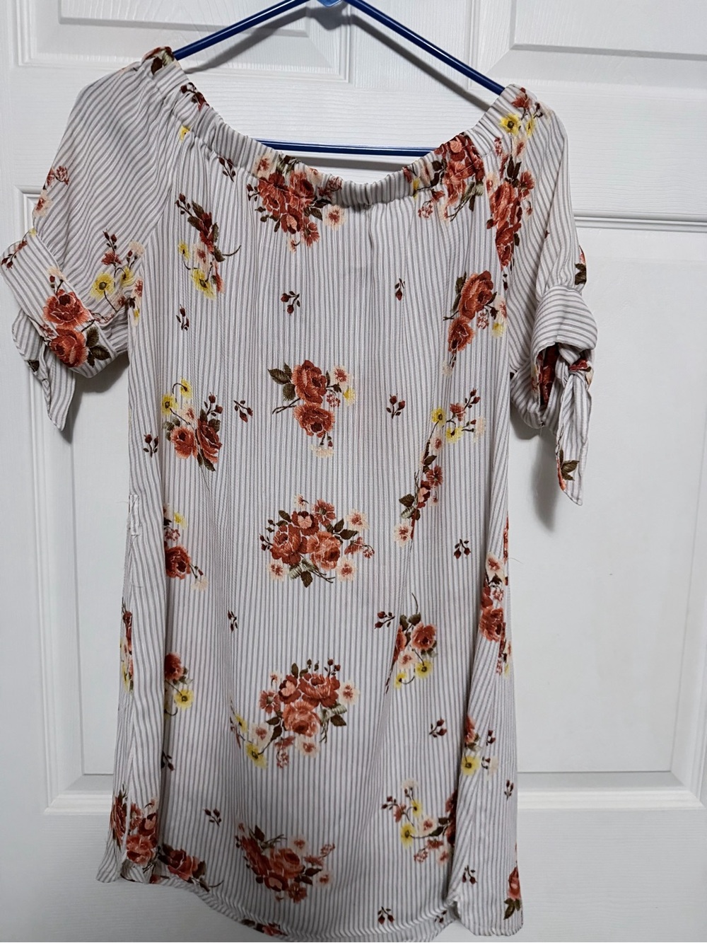 Floral Off-Shoulder Women’s Top - Cream with Rust Floral - Picture 4 of 4